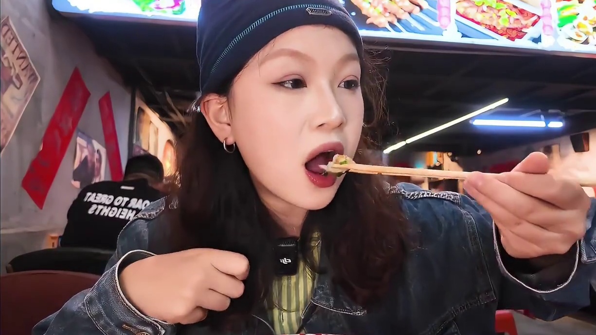 一顿丰盛宵夜的快乐！万松园烧烤大排档！#巧克李的迷幻日常 #武汉美食 #武汉烧烤