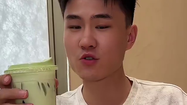 吾悦广场9.9一大杯茉莉奶白还能三选一！还不快囤！ #茉莉奶白安阳 #茉莉奶白新店开业 #茉莉奶白