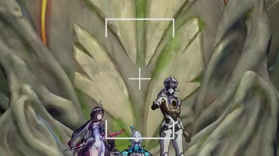 「救救，救救他们……快！」 「在这里，你的呼救，只有我听得到。」
 
「既然如此…就交给我吧。」
 