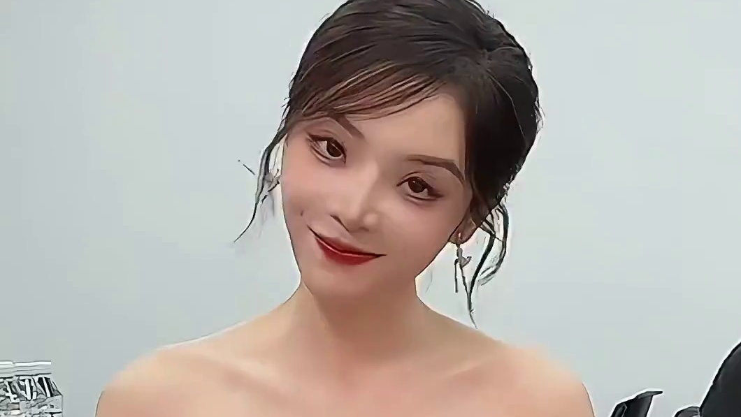 听到对方的缺点就睁眼！ #余霜 #管泽元 #听到就睁眼 #睁眼挑战 #管泽元余霜