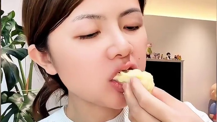 #月饼 #榴莲月饼 #美食