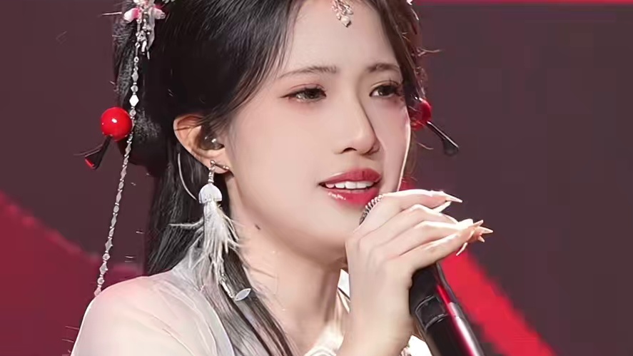 “轻雪藏不住风华”