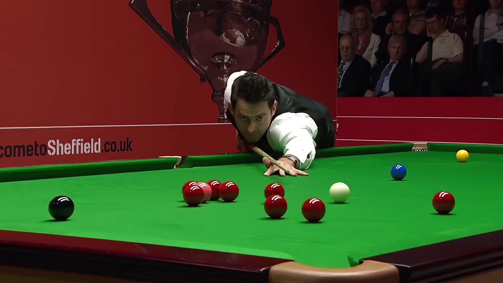 太残暴了！奥沙利文开启逆天中袋，单杆破百绝杀对手 #斯诺克 #奥沙利文 #斯诺克世锦赛 #一杆清台