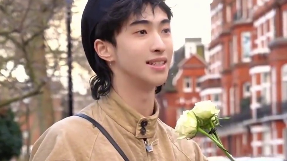 恩利真的诠释了什么是“星二代的正确打开方式”！他真的用自己的实力一步步活成