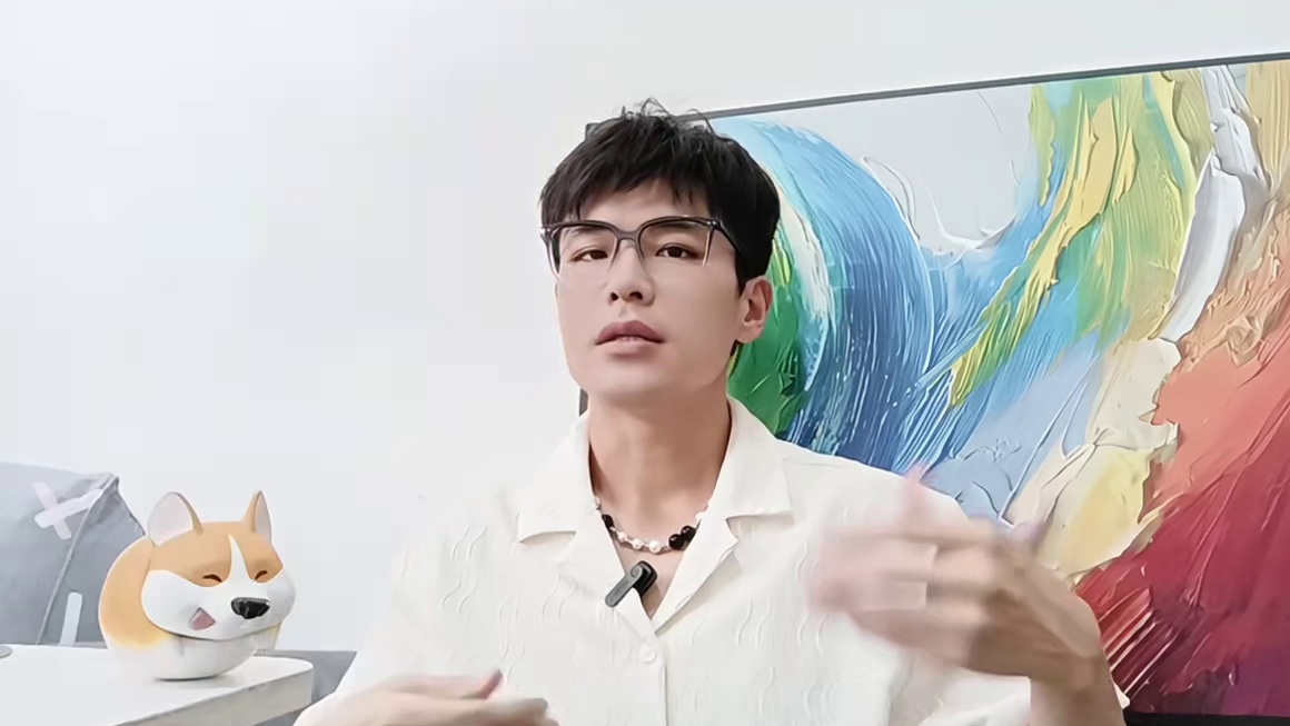 你是春季型人？别闹了！穿错了会显黑、显老！ 你真的是春季型人吗？如果你认为是，你会发现你并不适合春季