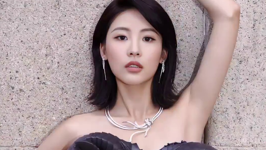 美女们和钻石的适配度 满分！！！