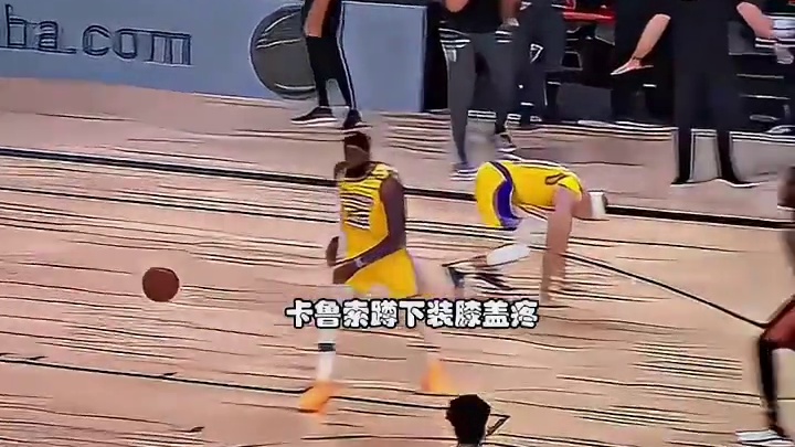 卡鲁索不讲武德，进攻时假装膝盖疼扒下，气得隆多砸球了