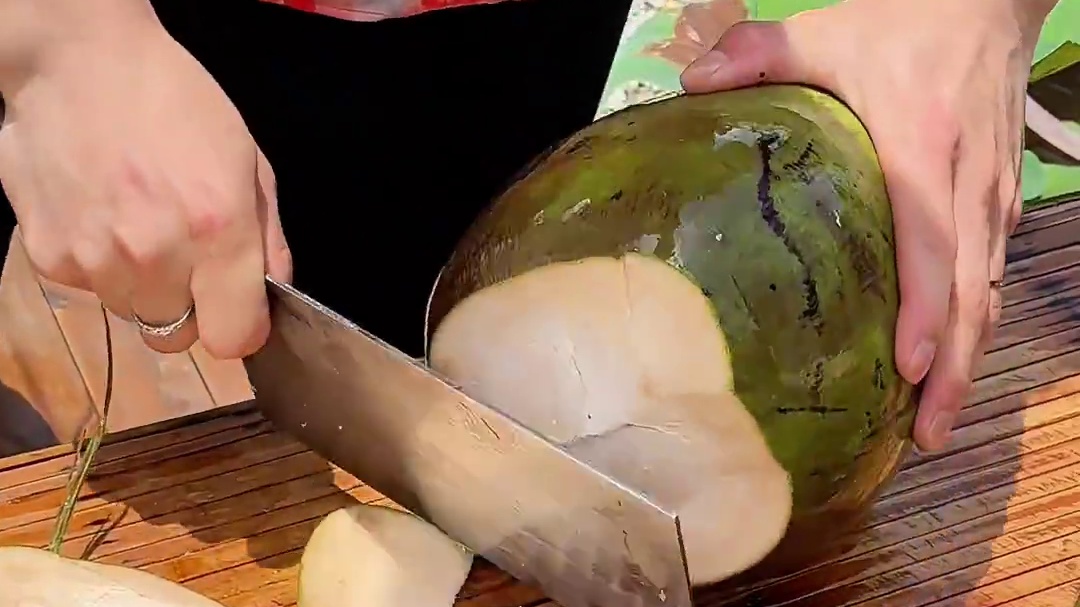 南京的爆辣鱿鱼真的好绝，现炒火锅好好吃