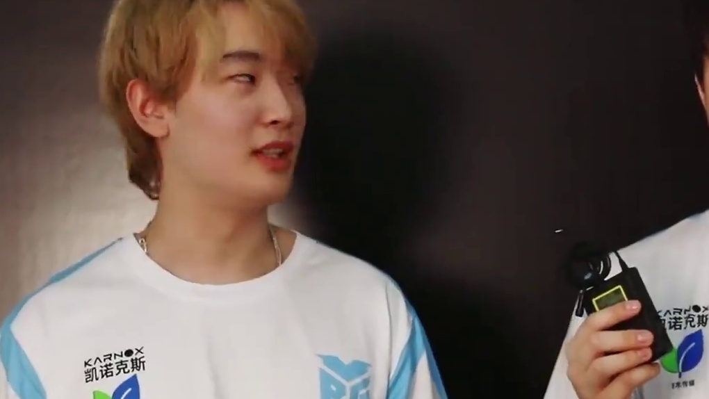 YBG赛前放狠话:你们的魔王回来了，来一个打一个 #决胜巅峰全球电竞 #决胜巅峰 #决胜巅峰中国大师