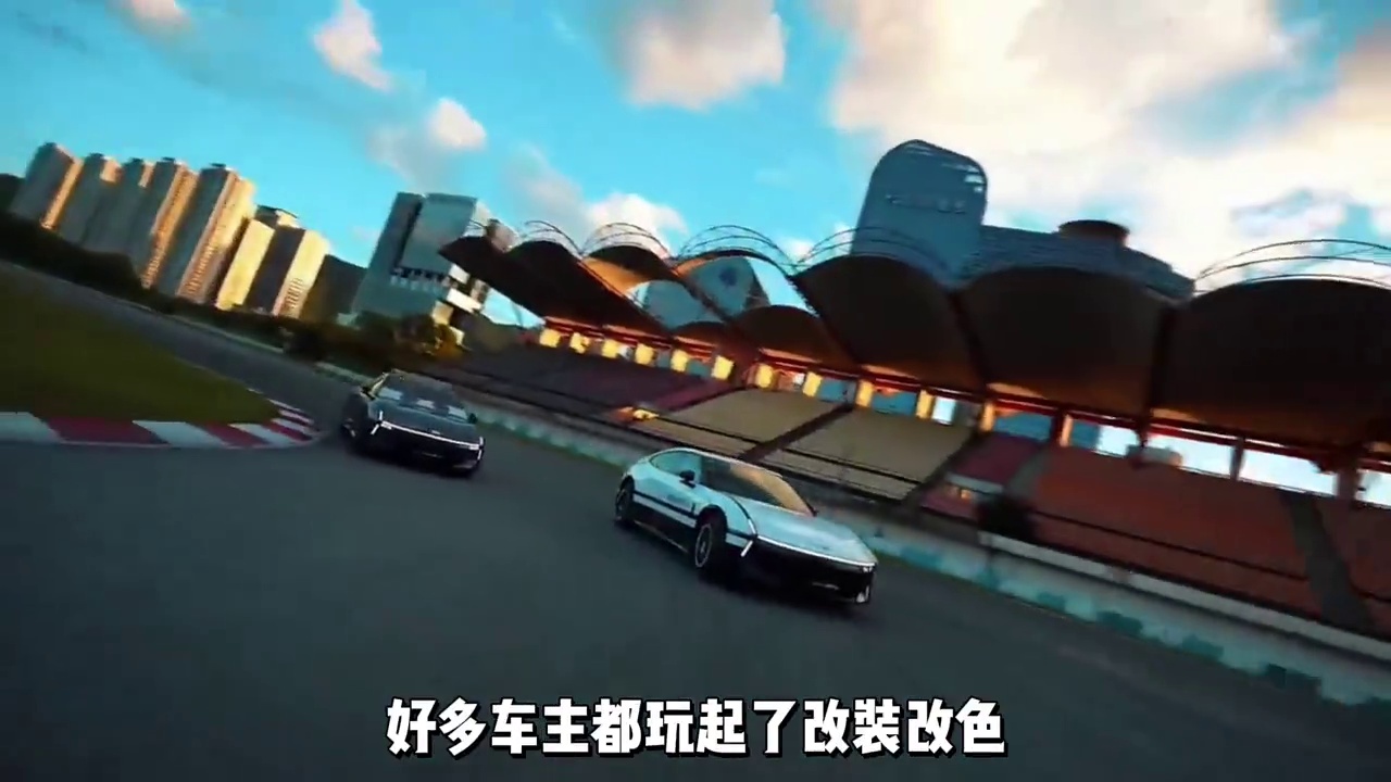 小鹏P7才刚出不久，车主就已经开始玩起改装改色了！ #小鹏P7车主太会玩了 #开着小鹏去旅行 #小鹏