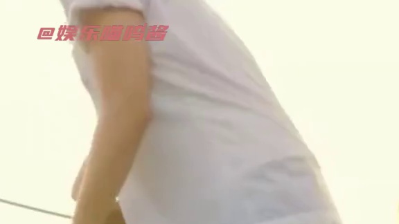 在上海的公园里 也能梦回中学时代 #上海公园大合唱秒回中学时代