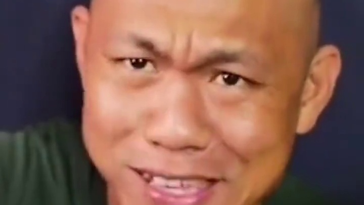 酸辣料汁️碳烤牛胸口新鲜大牛肝 #美食 #泰国美食 #户外美食 #内容启发搜索