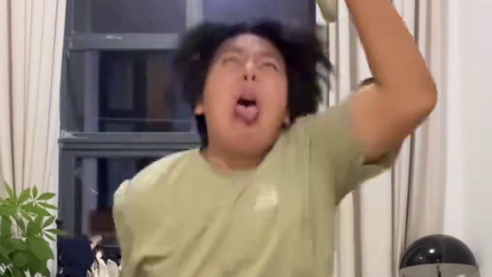 9月30号出校门的bro#猎奇#搞笑#娱乐#鬼畜#小黎哟ssy