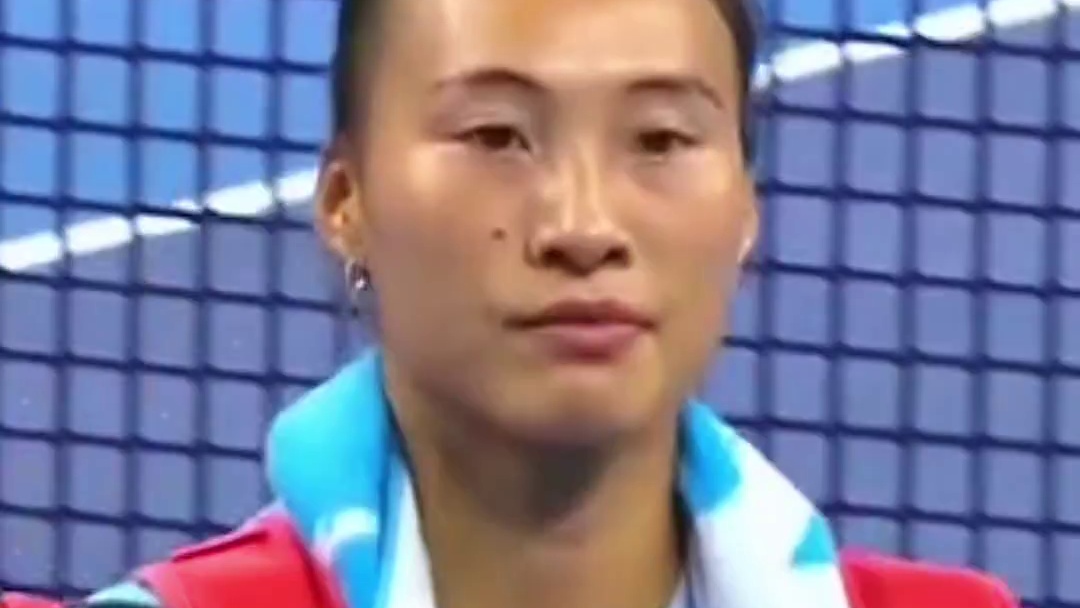 突发！郑钦文旧伤复发无奈退赛，好好休息下个赛场见