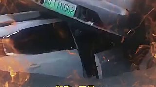 河北邯鄲一路段突然塌陷，兩輛轎車陷入