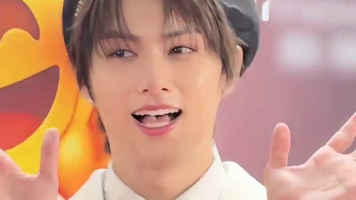 就这样轻轻萌翻所有人！