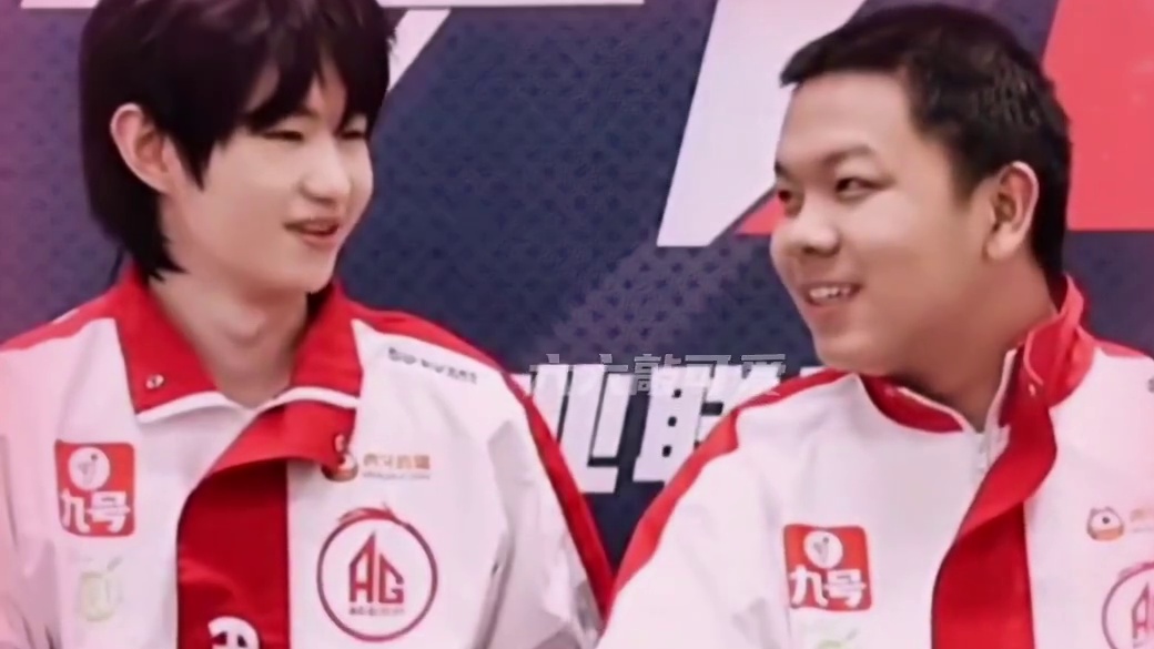 轩染：五个人的队伍，只有我被孤立了