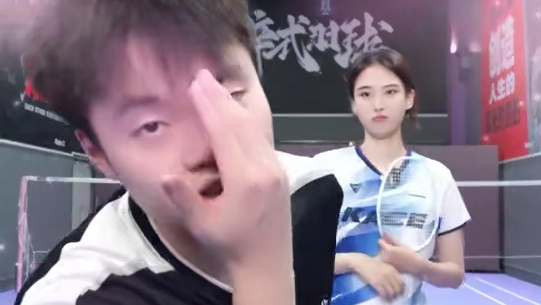 学会这招双打接发技巧，就能轻松带飞女搭子！