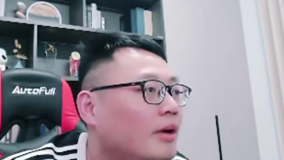 超模无敌，离谱伙伴