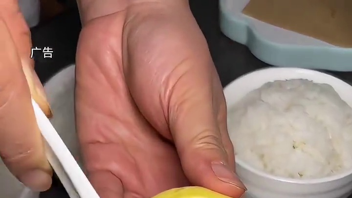 99四个人吃顿饭有鸡有鱼有虾，还是现点现做 #为城市美食打call #强烈推荐 #家庭聚餐 #好吃不