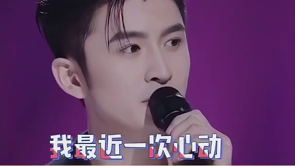 没有什么比放假在家躺着更开心的事情