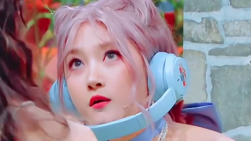 关晓彤：彭于晏真是你哥吗？