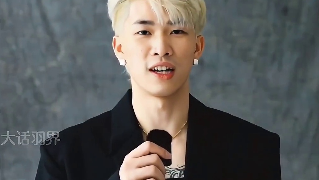 每一对组合背后，都藏着很多不为人知的故事！ #羽毛球 #陈堂杰 #杜颐沩 #杜依蔚 #世界冠军