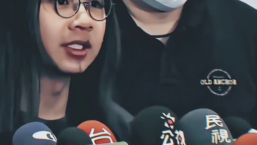 阿宅也是有力量的，我们二次元一定能拯救世界