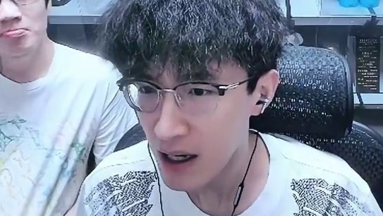 逆子官方脸都不要了！ 