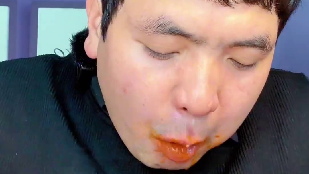 胡辣羊头 一天不吃羊头浑身难受，今天还是吃胡辣羊头#美食  #太好吃了 #胡辣羊头 #放羊娃胡辣羊头