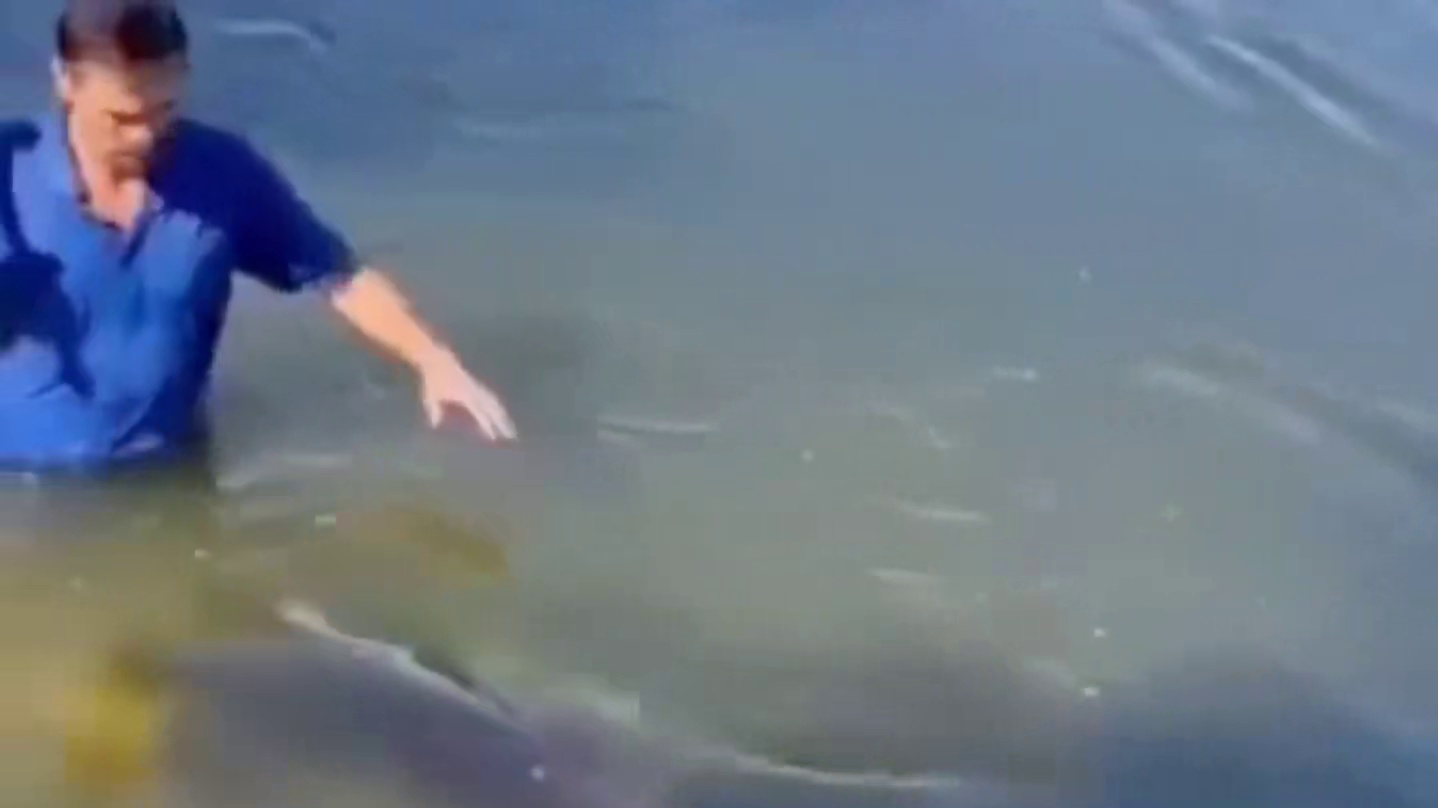 ：第一下的时候我就服了