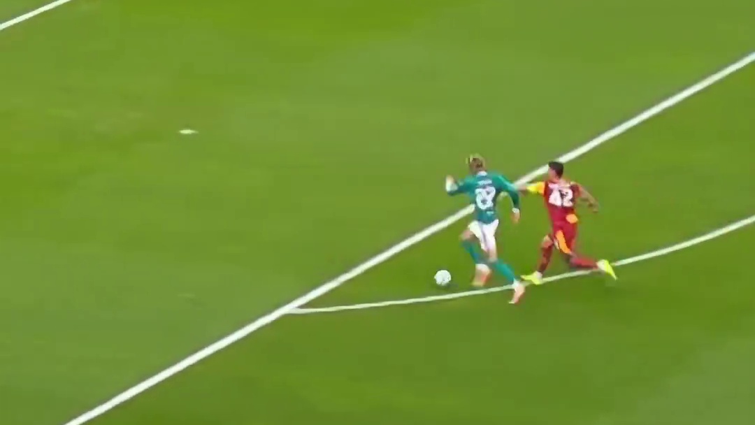 仍在适应维尔茨前场传球失误送球权导致红军丢球！#足球