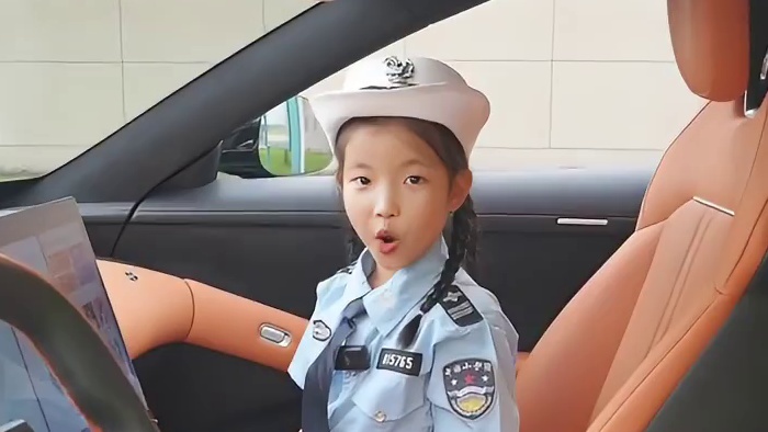 在江南，最亲的呼唤就是这句“小姐妹” 