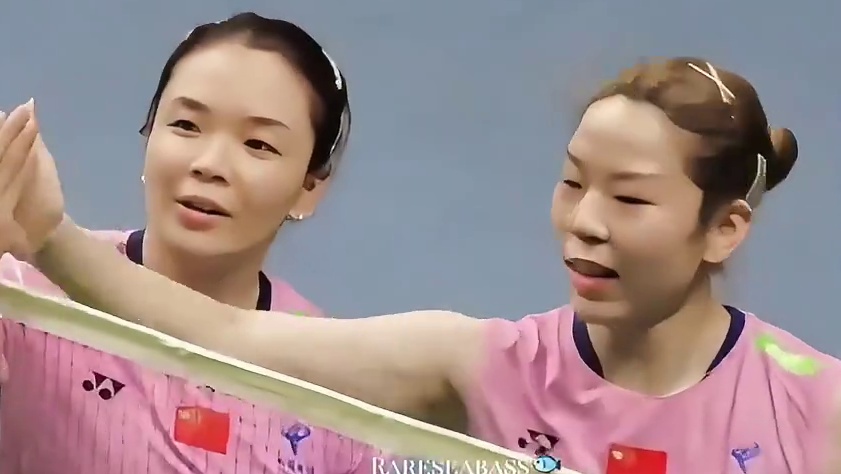 李梓嘉退赛至十一月，BWF再闹乌龙 #羽毛球 #李梓嘉 #羽球人