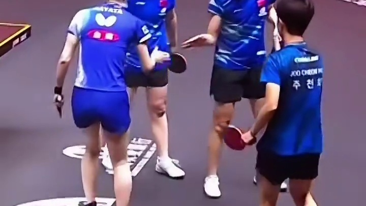 王曼昱/蒯曼夺得女双冠军，3-1击败早田希娜/朱芊曦