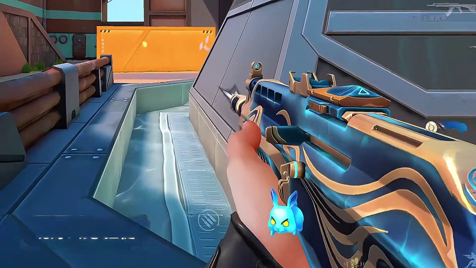 下一个新套装【 魄月玄兔 】抢先看 #无畏契约手游正式上线  #无畏契约手游   #瓦手新生报到  