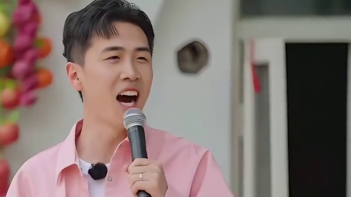 李川在霸总这个赛道是真权威啊，一开口就是那个味