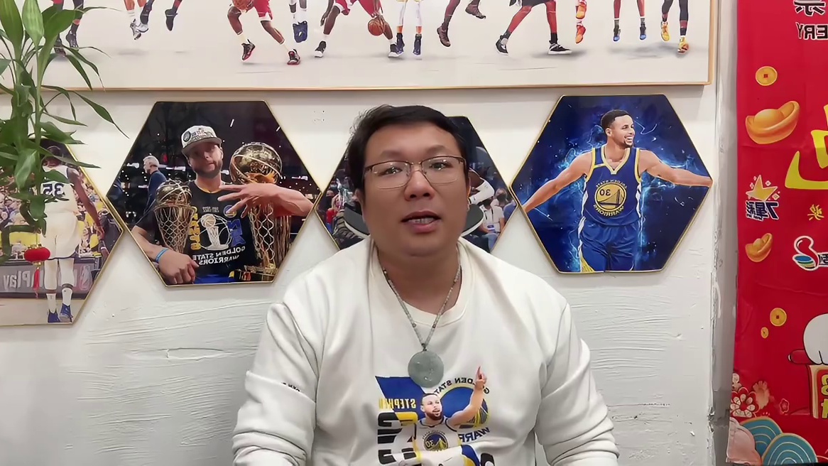 勇士季前赛开门红，霍福德无缝衔接，小穆迪进步巨大！