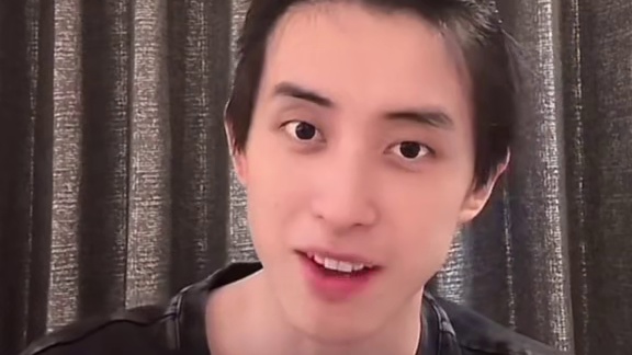 敖瑞鹏在抽象这个赛道真的没有对手 娱乐评论大赏