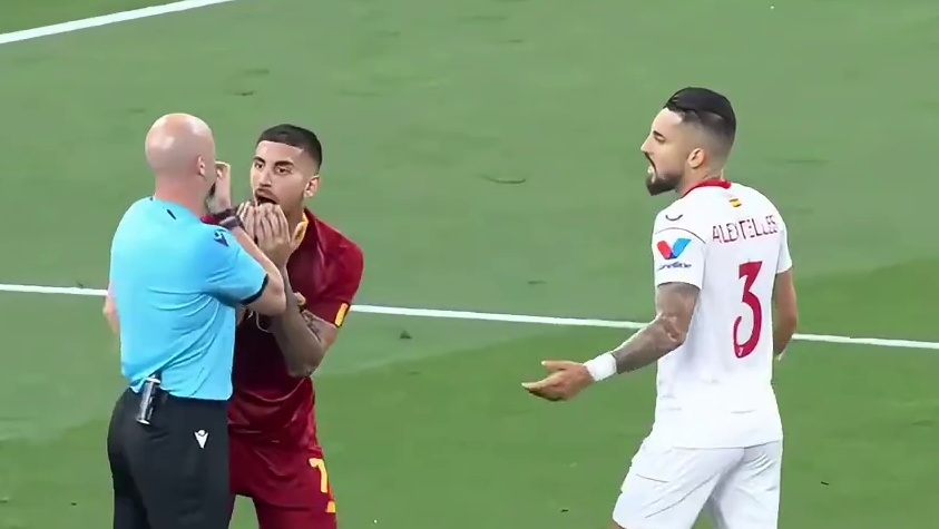 报应来了！欧联决赛主裁被调查！或将面临永久雪藏