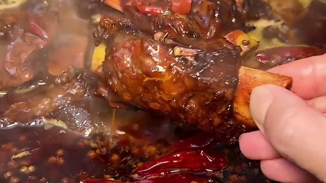 夜宵吃个牛肋排火锅吧！！