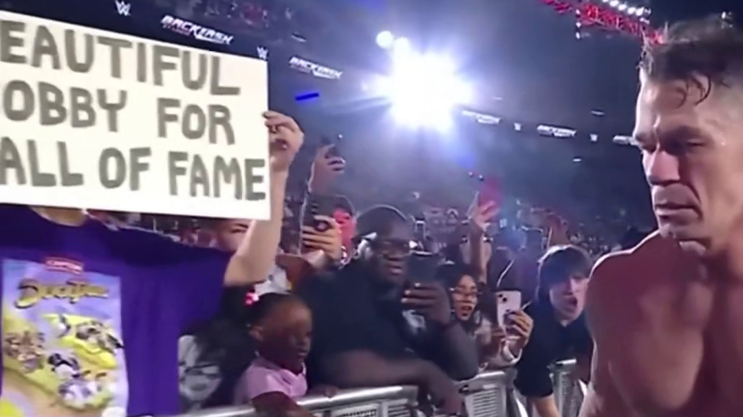 塞纳拒绝和粉丝互动，备受原因令人心酸！ #WWE #摔角 #约翰塞纳