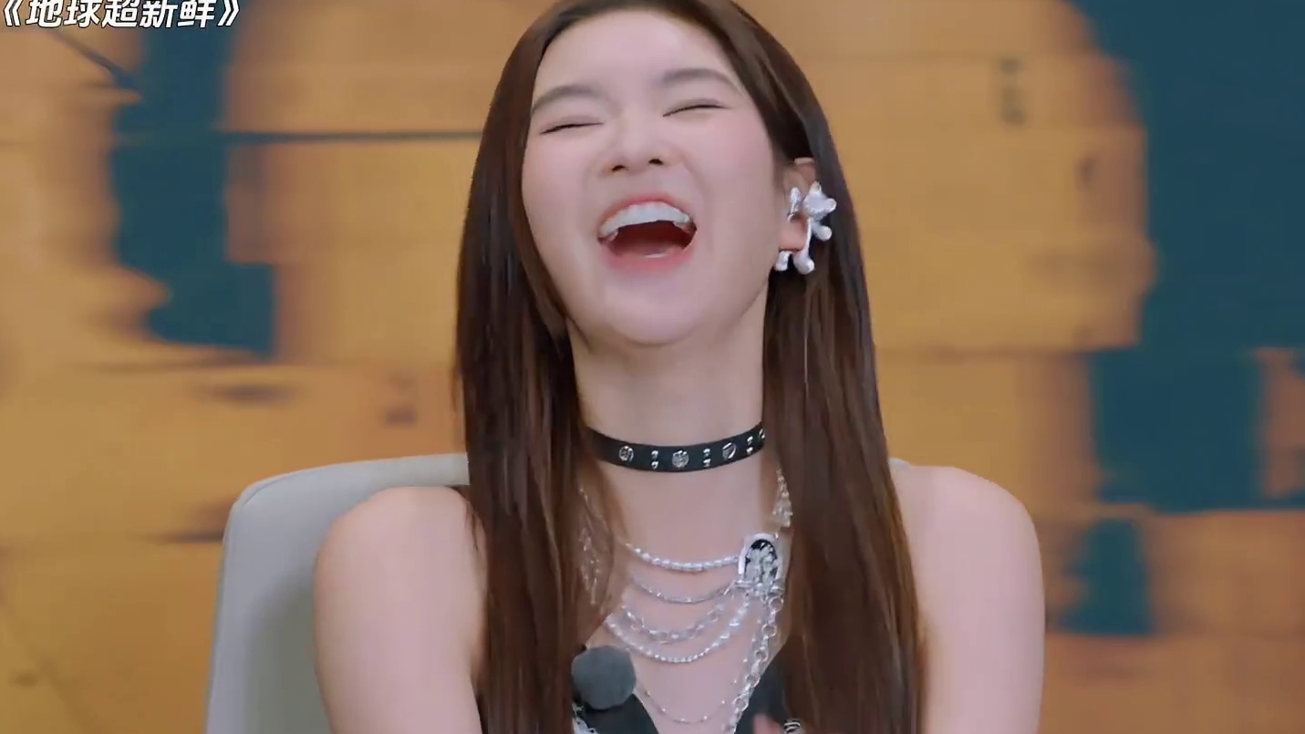 王玉雯：就逮着我一个人霍霍是吧