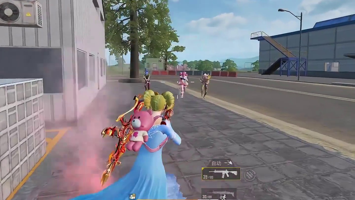 这应急掩体来的太及时了哈哈哈 #和平精英 #和平精英创乐激战