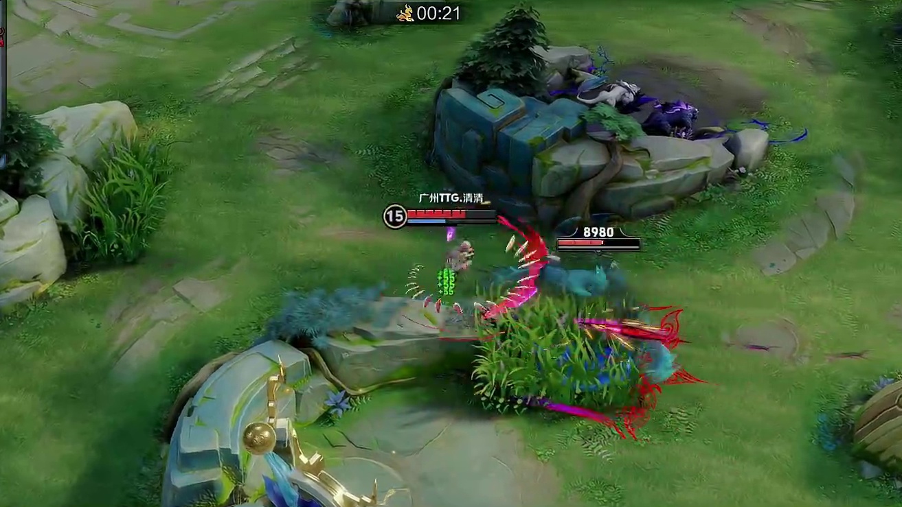 见月安琪拉蹲草大招结束没有位移，被TTG集火击杀
