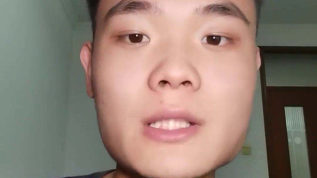 “赏金猎人”泽旺 VS 不败新星 努力库瓦提 新疆伊犁巩留县的中国哈萨克战士努力库瓦提，给大家介绍这