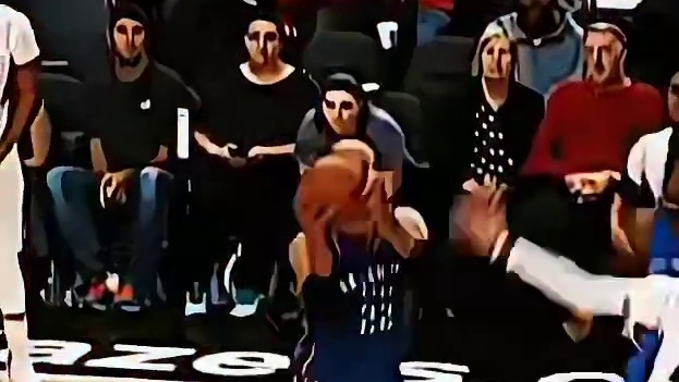 这比投石车还准啊#篮球