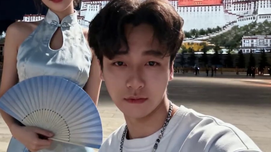 ✉️叮！给热湾车手们的假期报备请查收！ #极品飞车集结#极品飞车集结新版本车队争霸#国庆#AI