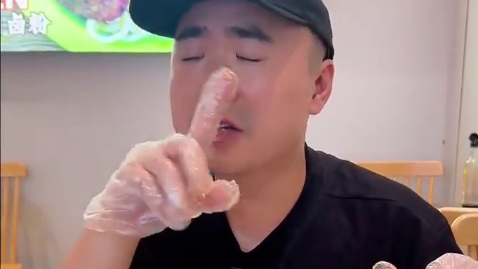 在衡阳地道战卤粉上新啦！#地道战卤粉 #衡阳美食 #小龙带你玩转衡阳 #衡阳探店小龙仔 #衡阳美食探