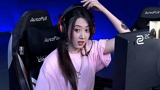 牛人成為解說杯下等馬，被維嘉選中笑嘻了